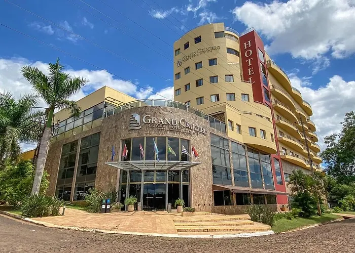 Grand Crucero Hotel